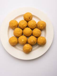 ਬਾਜ਼ਾਰ ਦੇ ਲੱਡੂ ਖਾਣਾ ਭੁੱਲ ਜਾਓਗੇ ਜਦੋਂ ਬਣਾਓਗੇ ਘਰ ਵਿੱਚ ਬੇਸਣ ਦੇ ਲੱਡੂ, ਜਾਣੋ ਰੈਸਿਪੀ