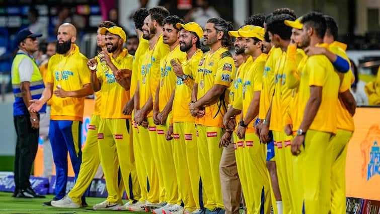 IPL 2025 के लिए चेन्नई सुपर किंग्स ने इन 5 खिलाड़ियों को किया रिटेन, लिस्ट देख सब हो जाएंगे हैर