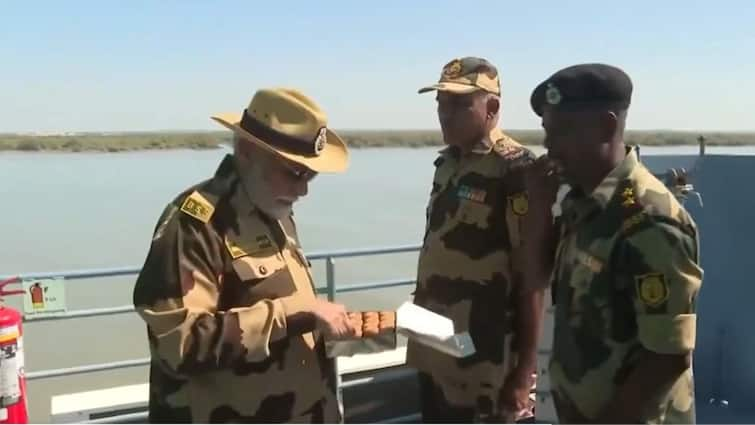 PM Modi Celebrates Diwali With Troopers In Kachchh, Gives Sweets To Jawans Close to Indo-Pak Borde