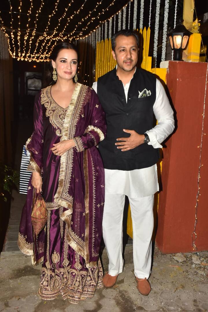 Dia Mirza was seen posing with her husband Vaibhav Rekhi.