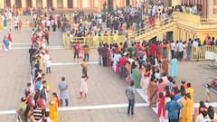 Dakshineswar Kali Temple: দীপান্বিতা অমাবস্যায় দক্ষিণেশ্বরে বিশেষ পুজো, কাঁসর-ঘণ্টার আওয়াজে মুখরিত আকাশ