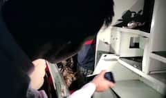 Boisar Blast: बोईसरमध्ये चाळीतील घरात गूढ स्फोट; पत्र्याचं जाडजुड कपाट चेपलं, सिमेंटची भिंत कोसळली