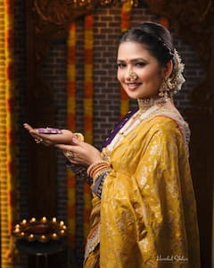 Gautami Patil : नाद करा पण गौतमीचा कुठं, सबसे कातील गौतमीची 'सोनेरी' दिवाळी