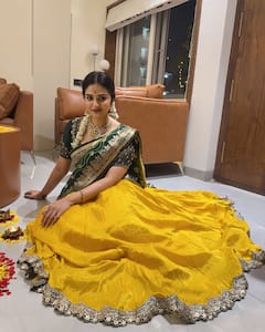 Sreemukhi Diwali Look : తెలుగుదనమంతా శ్రీముఖి దగ్గరే ఉందిగా.. యాంకర్ దీపావళి లుక్ చూశారా?