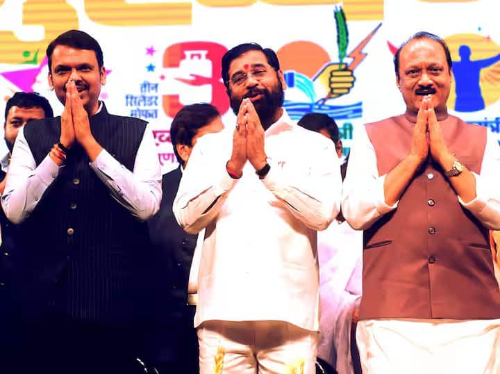 સર્વે અનુસાર મહારાષ્ટ્રમાં મહાયુતિને માત્ર 117 બેઠકો મળી શકે છે, જેમાંથી સૌથી વધુ ભાજપ 79 બેઠકો પર જીત નોંધાવી શકે છે. આ ઉપરાંત શિવસેના (શિંદે)ને 23 બેઠકો, એનસીપીને 14 બેઠકો, RYSPને એક બેઠક અને અન્યને 14 બેઠકો મળી શકે છે.