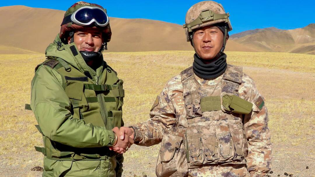 Indian Army Resumes Patrolling in Ladakh Demchok Signaling Progress in India China Relations पूर्वी लद्दाख में डेमचोक में फिर से गश्त पर लौटी भारतीय सेना, 4 साल बाद सरहद पर हो रही पेट्रोलिंग