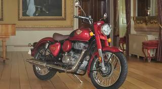 ਜੋ ਵੀ ਕਹੋ ਪਰ Royal Enfield ਦਾ ਨਹੀਂ ਕੋਈ ਤੋੜ ! ਕੁਝ ਹੀ ਸਮੇਂ ‘ਚ ਵਿਕ ਗਏ 1 ਲੱਖ ਤੋਂ ਵੱਧ ਬੁਲੇਟ