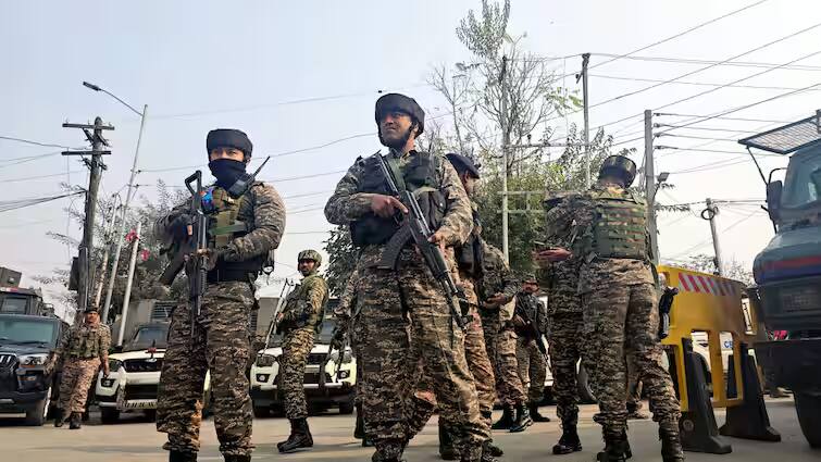 jammu-kashmir-srinagar-two-encounter-in-anantnag-kokernag-halkan-gali-kachwan-total-3-terrorist-killed Anantnag Encounter:અનંતનાગમાં બે એન્કાઉન્ટરમાં 3 આતંકી ઠાર,સર્ચ ઓપરેશન શરુ, શ્રીનગરમાં પણ એન્કાઉન્ટર ચાલુ