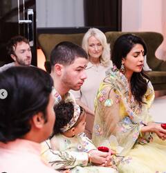 Priyanka Chopra Diwali celebration: निकच्या मांडीत बसली, घरभर बागडली, मालतीसोबत वेळ घालवत प्रियंकानं शेअर केले दिवाळीचे खास फोटो