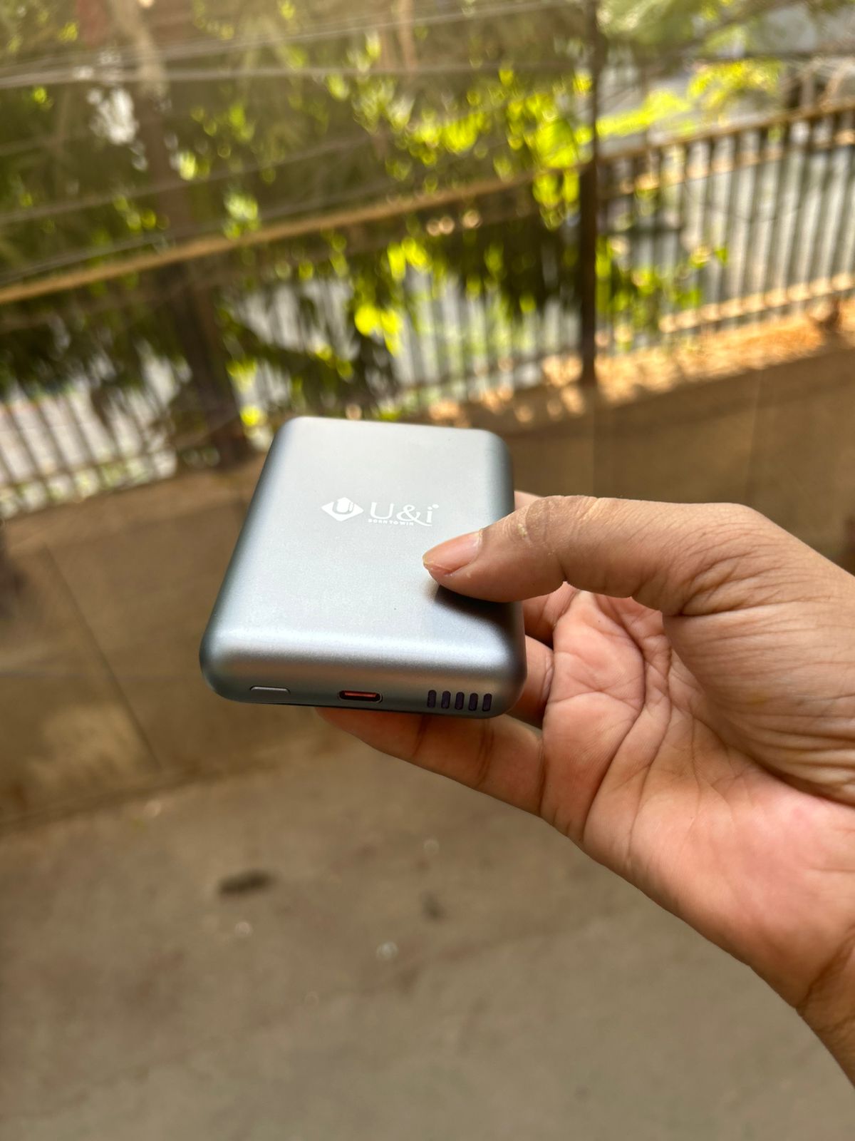  U&i Power Bank Review: 1,699 रुपये में आने वाला कॉम्पैक्ट साइज पावर बैंक, जानें इसे खरीदें या नहीं?