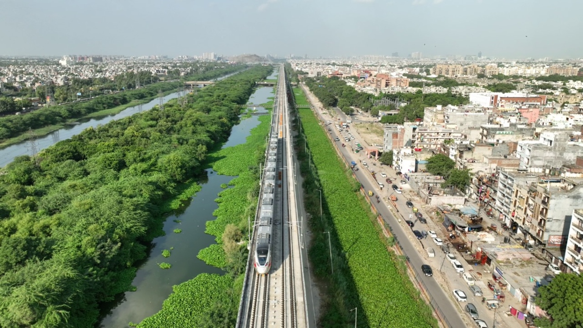 भाई दूज पर दिल्लीवालों के लिए खुशखबरी! दो घंटे पहले से चलेगी नमो भारत ट्रेन, फेरे भी बढ़ेंगे