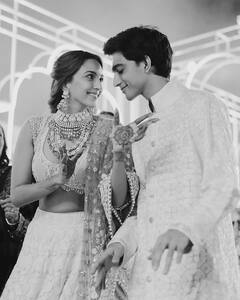 Bhai Dooj 2024: एक-दूसरे पर जान छिड़कते हैं बॉलीवुड के ये भाई-बहन, तस्वीरों में देखें इनकी प्यार-भरी बॉन्डिंग