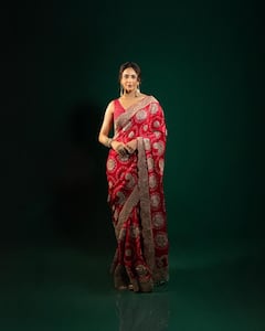 Rakul Preet Singh's Red Saree Look Is All About 'Laal Ishq', Check Out All Pics