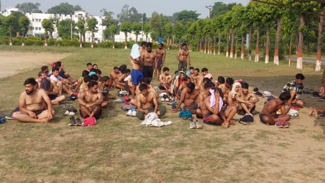 Recruitment in Uttarakhand Home Guard Department 21 thousand applications for 24 posts ann उत्तराखंड: बेरोजगारी की समस्या बढ़ी, होमगार्ड विभाग में 24 पदों पर 21 हजार आवेदन मिले