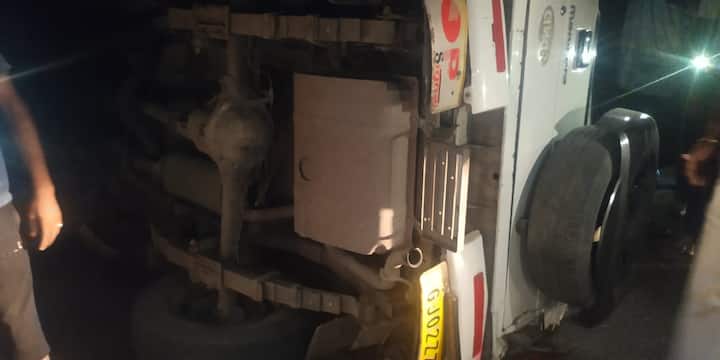 ऐन भाऊबीजच्या दिवशी नंदुरबादमध्ये एक भीषण अपघात घडला आहे. (Image Credit-ABP)