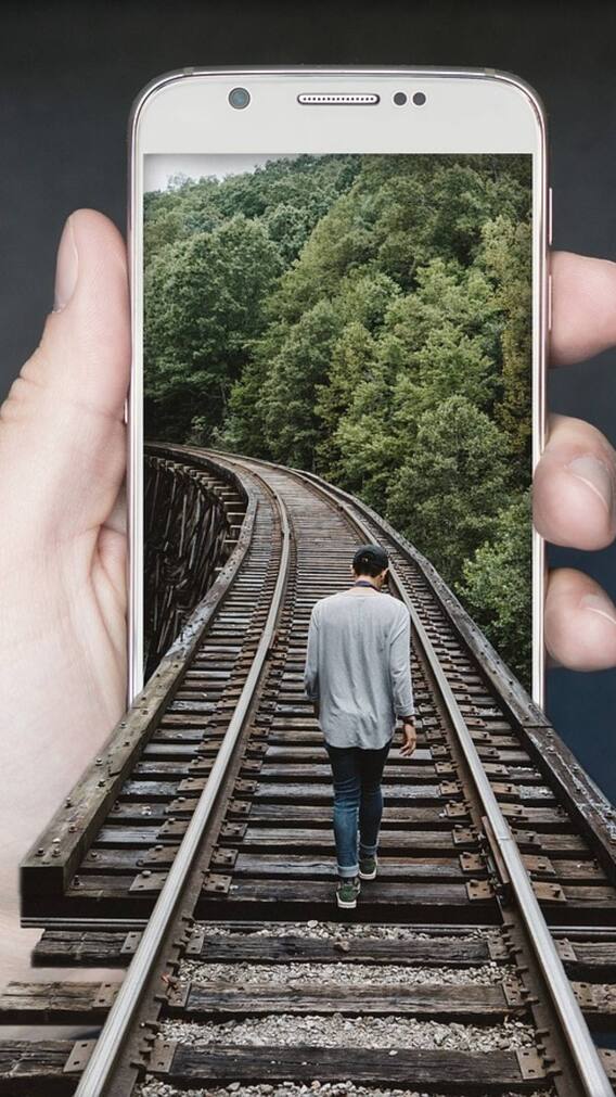 कितने प्रकार के होते हैं Smartphones में लगे डिस्प्ले!