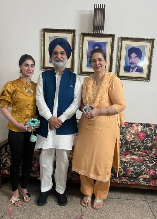 ਕੀ ਭਾਜਪਾ 'ਚ ਐਂਟਰੀ ਕਰਨਗੇ ਨਵਜੋਤ ਸਿੰਘ ਸਿੱਧੂ, ਤਸਵੀਰਾਂ ਨੂੰ ਲੈ ਪੰਜਾਬ ਕਾਂਗਰਸ 'ਚ ਮੱਚੀ ਹਲਚਲ