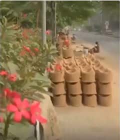 छठ पूजा से पहले मुस्लिम कारीगर बना रहे मिट्टी के चूल्हे | ABP NEWS SHORTS