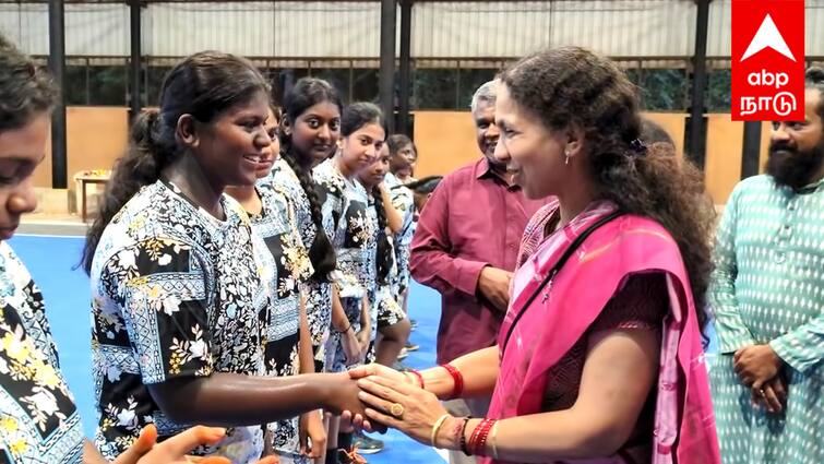 Auroville Opening of a basketball court at a cost of Rs.40 lakhs in Auroville Auroville : ரூ.40 லட்சம்‌ மதிப்பில்‌ கூடைப்‌பந்து மைதானம்... கிராமப்புற இளைஞர்களுக்கு இலவச பயிற்சி ; ஆரோவில் நிர்வாகம் அசத்தல்