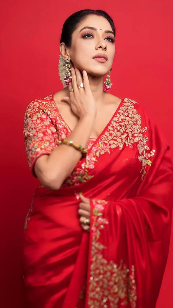 को-स्टार्स से लेकर सौतेली बेटी तक ने रुपाली पर लगाए ये गंभीर आरोप