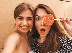 ફેસ્ટિવ સીઝનમાં વધુ મીઠાઇ ખાતા હોવ તો થઇ જાવ સાવધાન, આ બીમારીઓનો વધી રહ્યો છે ખતરો