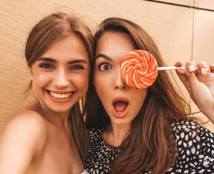 ਚੀਨੀ ਦਾ ਜ਼ਿਆਦਾ ਸੇਵਨ ਕਰਨ ਨਾਲ ਟਾਈਪ 2 ਡਾਇਬਟੀਜ਼ ਦਾ ਖ਼ਤਰਾ ਵੱਧ ਜਾਂਦਾ ਹੈ। ਇਹ ਇੱਕ ਭਿਆਨਕ ਬਿਮਾਰੀ ਹੈ, ਜਿਸ ਨੂੰ ਜੜ੍ਹਾਂ ਤੋਂ ਖ਼ਤਮ ਨਹੀਂ ਕੀਤਾ ਜਾ ਸਕਦਾ। ਇਸ ਬਿਮਾਰੀ ਨੂੰ ਖੁਰਾਕ ਅਤੇ ਦਵਾਈਆਂ ਰਾਹੀਂ ਹੀ ਕਾਬੂ ਕੀਤਾ ਜਾ ਸਕਦਾ ਹੈ।