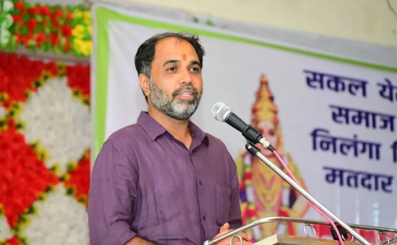 Latur : निलंग्यात काका-पुतण्याची लढत नाहीच, अशोक पाटलांचा अर्ज मागे; मतदारसंघाचं गणित बदलणार