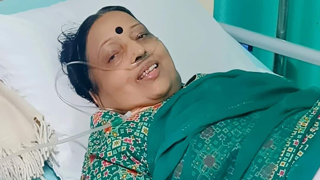 Sharda Sinha Health: लोक गायिका शारदा सिन्हा की हालत नाजुक, दिल्ली AIIMS में वेंटिलेटर पर शिफ्ट Folk singer Sharda Sinha admitted to ventilator in AIIMS in critical condition Sharda Sinha Health: लोक गायिका शारदा सिन्हा की हालत नाजुक, दिल्ली AIIMS में वेंटिलेटर पर शिफ्ट