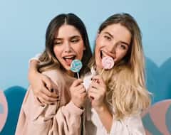 ਤਿਉਹਾਰੀ ਸੀਜ਼ਨ 'ਚ ਖੂਬ ਖਾ ਰਹੇ ਮਿਠਾਈਆਂ, ਤਾਂ ਹੋ ਜਾਓ ਸਾਵਧਾਨ, ਇਨ੍ਹਾਂ ਬਿਮਾਰੀਆਂ ਦਾ ਵੱਧ ਰਿਹਾ ਖਤਰਾ