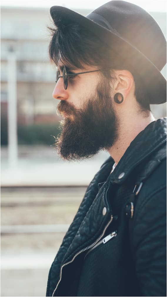 గెడ్డం పెంచుకోవాలనుకుంటున్నారా? ఈ టిప్స్ మీకోసమే