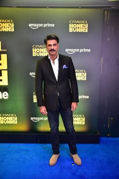 Citadel Honey Bunny Screening: सिल्वर ड्रेस में सामंथा रुथ प्रभु ने ढाया कहर, तो ऑल ब्लैक लुक में दिखे वरुण धवन, ये स्टार्स भी हुए शामिल