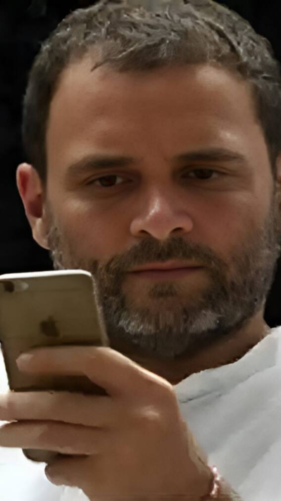 రాహుల్ గాంధీ వాడే ఫోన్ ఏది? - దాని ధర ఎంత?