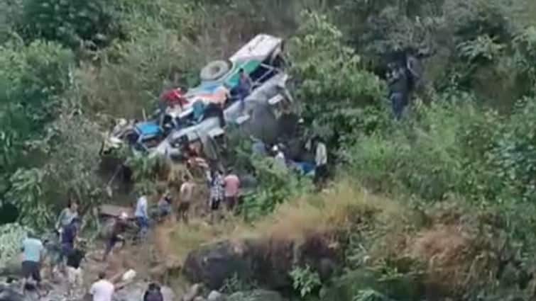 Passenger bus fell into ditch in Almora Rescue team reached the spot ann Uttarakhand के अल्मोड़ा में भीषण हादसा, 28 शव निकाले, कई घायल, रेस्क्यू ऑपरेशन जारी