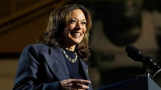 कमला हैरिस कौन हैं? अफेयर की वजह से चर्चा में रहीं, क्या राष्ट्रपति बन इतिहास रचेंगी