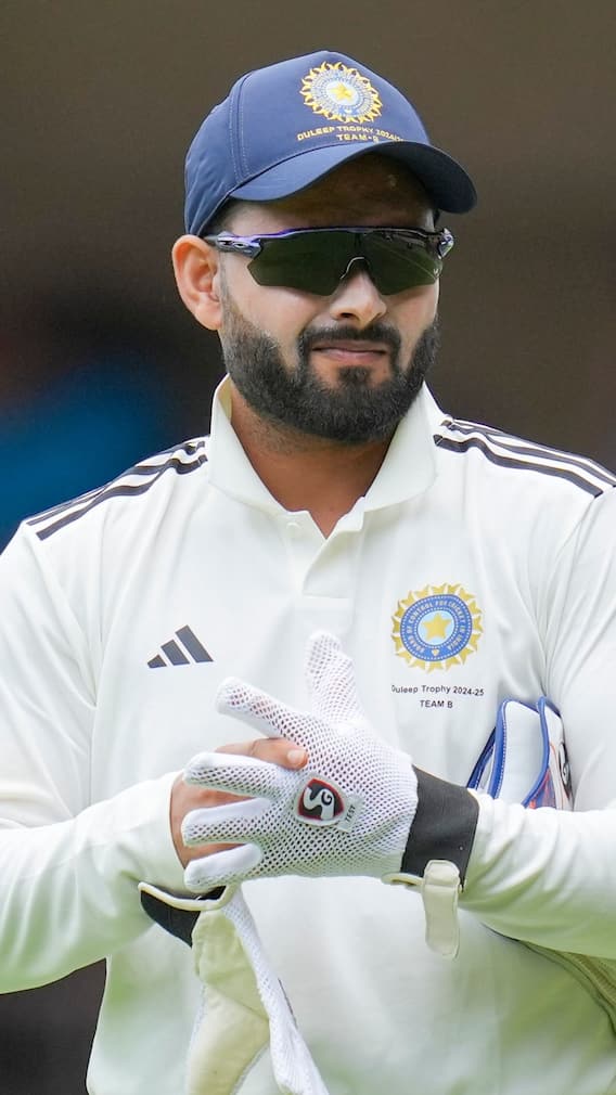 Wicketkeepers Taking Most Catches In A Test Match