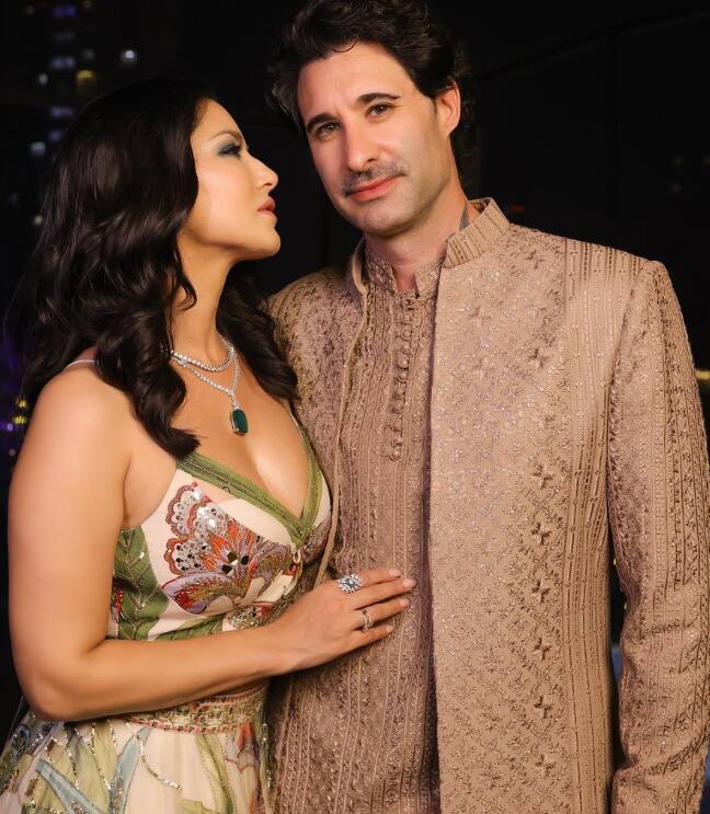 He remarried his children in an intimate ceremony on school holidays.