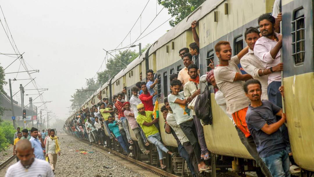 13 Train Will be Stopped on dhandari kalan railway station ਰੇਲਵੇ ਯਾਤਰੀਆਂ ਲਈ ਜ਼ਰੂਰੀ ਖ਼ਬਰ! ਹੁਣ ਲੁਧਿਆਣਾ ਨਹੀਂ ਰੁਕਣਗੀਆਂ ਆਹ ਰੇਲਾਂ, ਦੇਖੋ ਪੂਰੀ ਲਿਸਟ