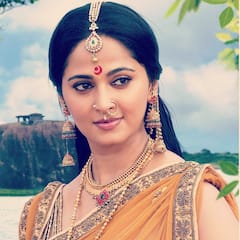 कभी योग सिखाकर खर्चा चलाती थीं प्रभास की ये हीरोइन, आज एक्टिंग के दम पर बना ली करोड़ों की संपत्ति, पहचाना ?