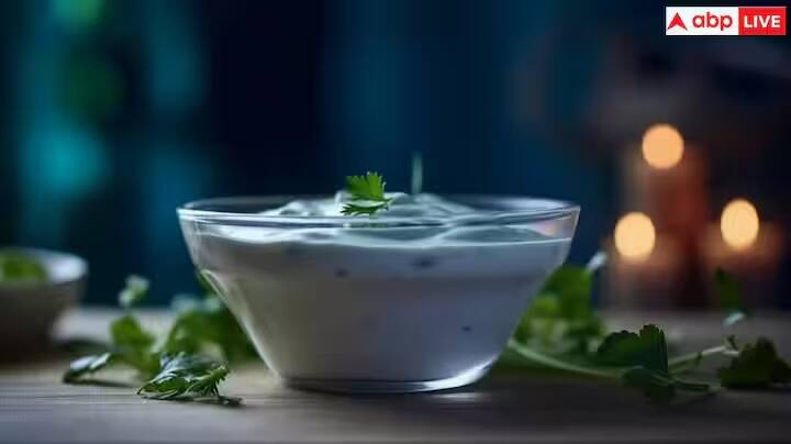 બિરયાની સાથે મસાલેદાર દહીં રાયતા સ્વાસ્થ્ય માટે સારું નથી. તેનાથી પાચન સંબંધી સમસ્યાઓ થઈ શકે છે. આ બાવલ સિંડ્રોમ (IBS), બળતરા આંતરડા રોગ (IBD), અથવા એસિડ રિફ્લક્સનું કારણ બની શકે છે, કારણ કે આ વ્યક્તિઓ મસાલેદાર ખોરાક સાથે દહીંને સારી રીતે સહન કરતી નથી.