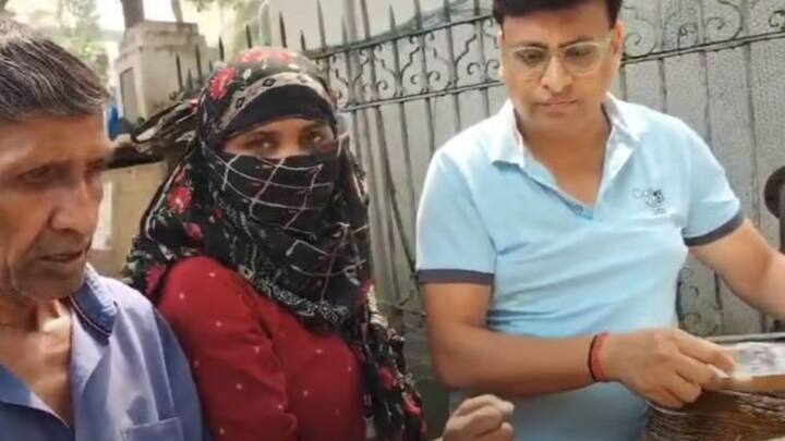 दरअसल, मुंबई में स्थित टाटा हॉस्पिटल के पास गरीबों के लिए खाने का बंदोबस्त किया गया था. इसमें खाने वाले हर शख्स को पहले जय श्री राम बोलना था.