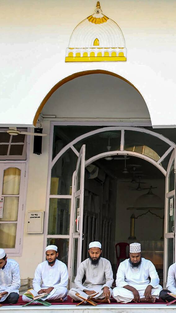 मदरसे में मिलने वाली कामिल और फाजिल डिग्री क्या होती है