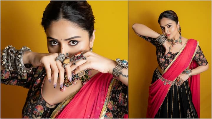 Sreemukhi Latest Photos : యాంకర్ శ్రీముఖి తన లేటెస్ట్ ఫోటోలను ఇన్​స్టాలో షేర్ చేసింది. ట్రెడీషనల్ డ్రెస్​లో కలర్​ ఫుల్​గా కనిపించింది యాంకర్.