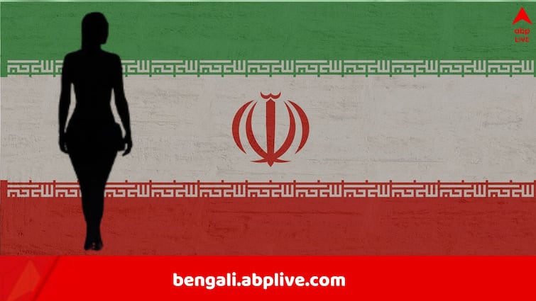 Who is Ahoo Daryaei the Woamn who stripped to protest against moral policing in Iran Ahoo Daryaei: 'মানসিক বিকারগ্রস্ত' বলছে সরকার, পোশাক খুলে প্রতিবাদের রাস্তা বেছে নেওয়া ইরানের তরুণী আসলে কে?