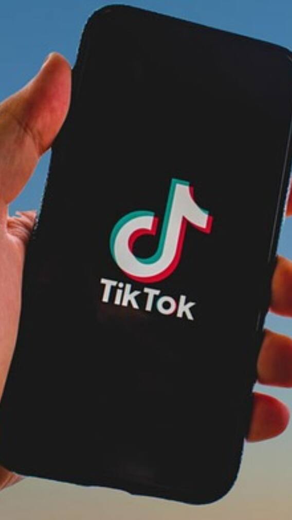 TikTok पर एक डॉलर कमाने के लिए कितने व्यूज की जरूरत होती है!