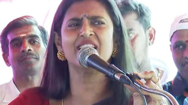 Tamil actor Kasturi apologized for the comments on Telugu people 