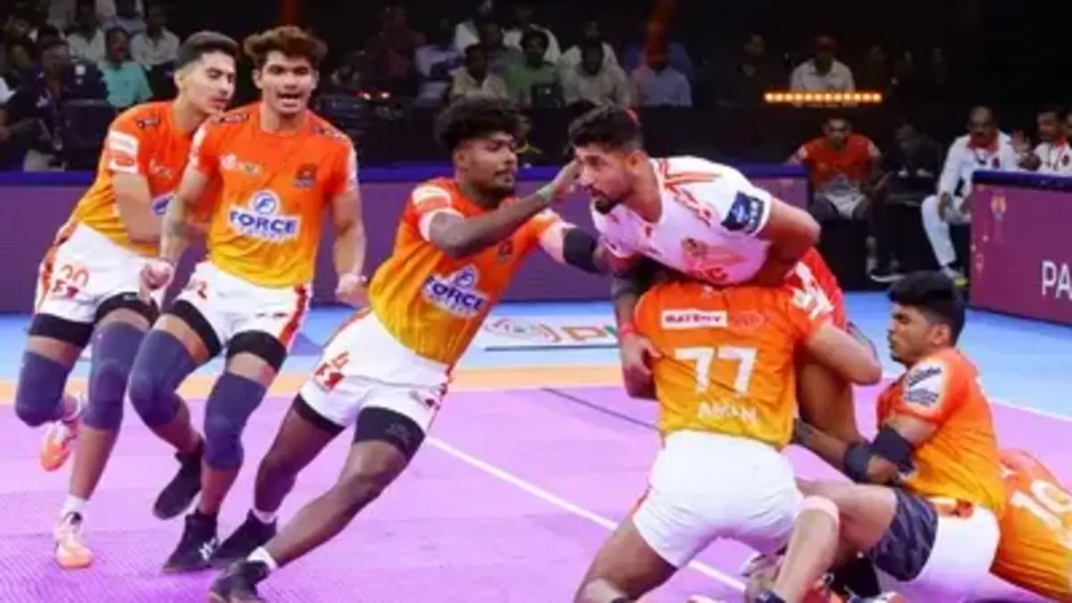 Puneri Paltan Dominates Gujarat Giants, Extending Unbeaten Run to Four Games