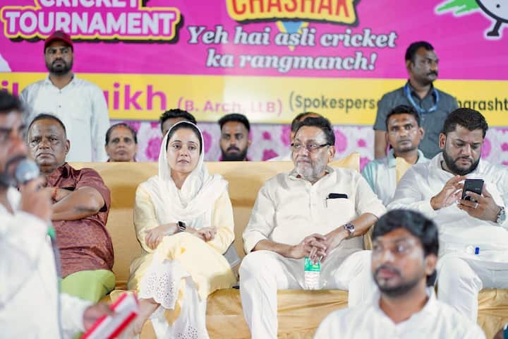 पिछले चुनाव में इस सीट से समाजवादी पार्टी के नेता अबू आजमी ने जीत दर्द की थी. उन्हें 69036 वोट मिले थे.