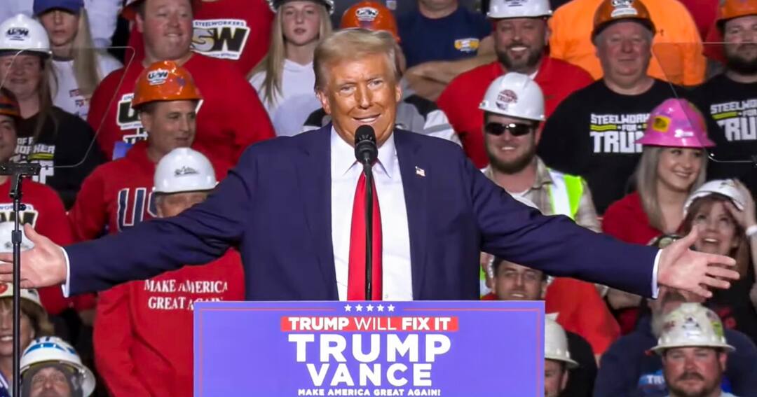 US ELECTION 2024 : মসনদের দৌড়ে এগিয়ে ডোনাল্ড ট্রাম্প, চাঙ্গা ভারতের শেয়ার বাজার সূচক Indian stock market opens in green ahead of US election outcome Donald Trump Kamala Haris US ELECTION 2024 : মসনদের দৌড়ে এগিয়ে ডোনাল্ড ট্রাম্প, চাঙ্গা ভারতের শেয়ার বাজার সূচক