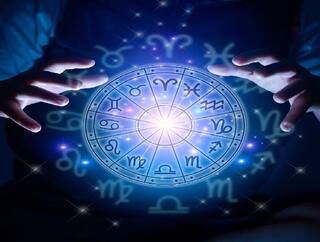 Horoscope Today:  લાભપાંચમનો અવસર આ રાશિના જાતક માટે નિવડશે શુભ, જાણો 12 રાશિનું રાશિફળ