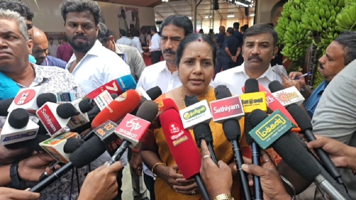 Vanathi Srinivasan Meet CM Stalin: கோவை வந்த முதல்வர்... வானதி சீனிவாசன் அடுக்கிய கோரிக்கைகள் என்னென்ன?